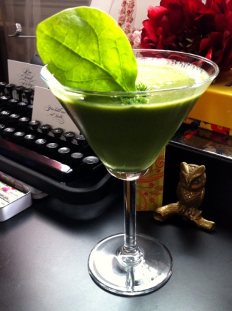 Green Smoothie, #smoothie, #greensmoothie, Maylana's Closet, #maylana